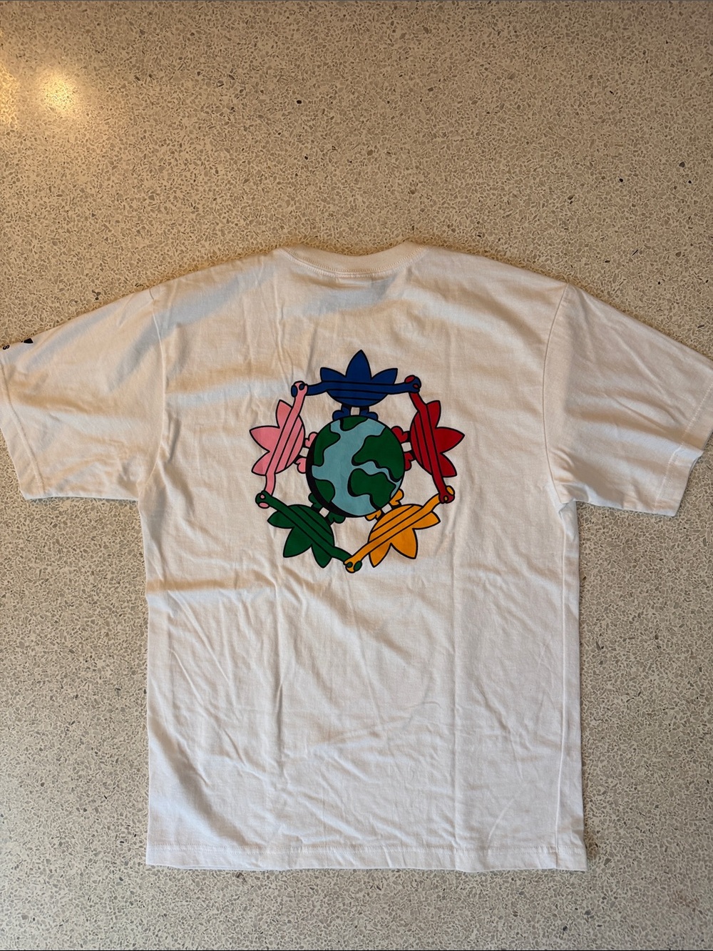 Adidas Treffy Trefoil White T shirt Brand New without Tag Size Medium